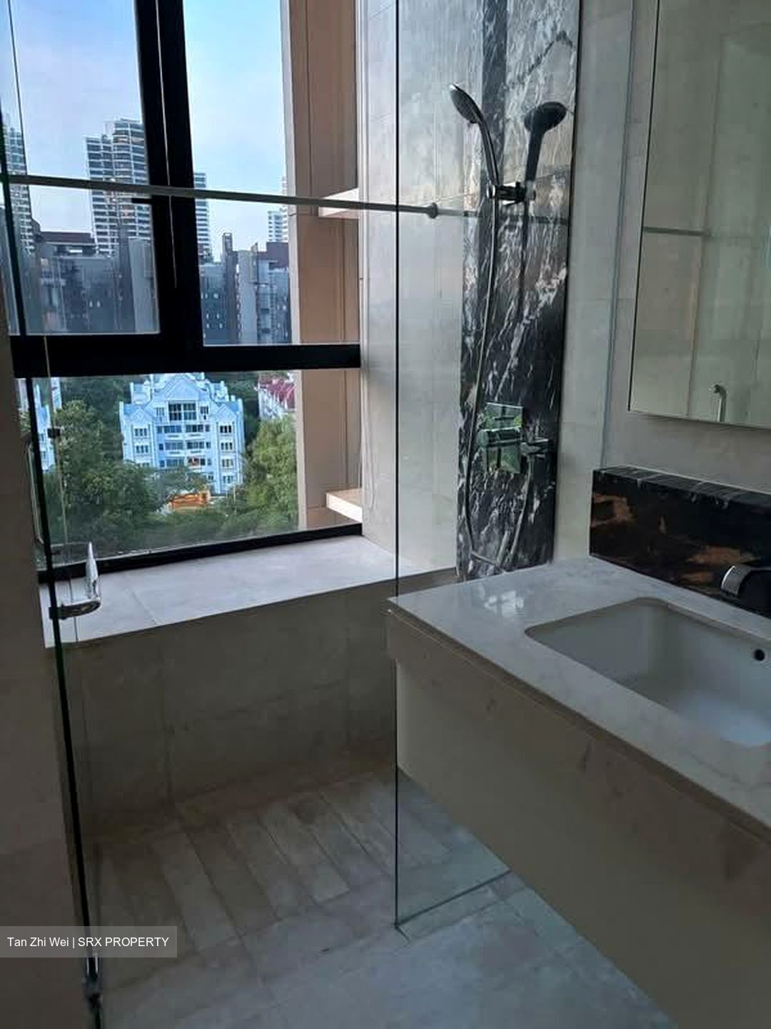 Parvis (D10), Condominium #601439481